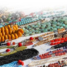 Colares de miçangas e suas cores no Candomblé Colares de miçangas e suas cores no Candomblé